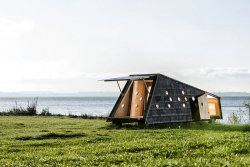 shelters-by-the-sea-lumo-architects-1