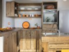 kuchyne-z-palet-interier-design-drevo