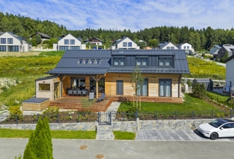 Roubenka s výhledem na Lipno 1