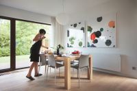 Interiér dřevostavby jídelní kout