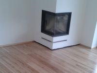 jasanová podlaha lakovaná jasan