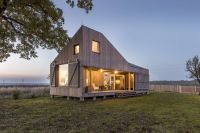 Dřevostavba atypického tvaru - víkendový dům Zilvar