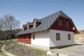 chalupa na šumavské stráni