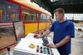 Ovládací pult CNC centra