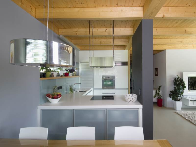 moderni drevostavba_kuchyne