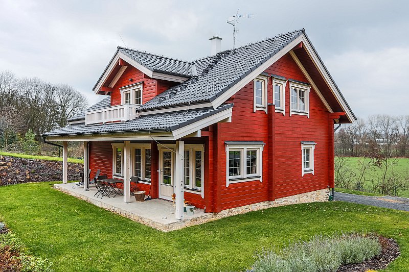 srubový dům pro rybáře ze severské borovice