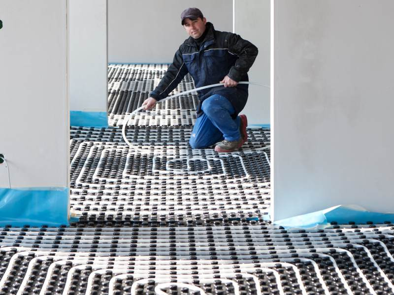 00 dreamstime topení v dřevostavbě