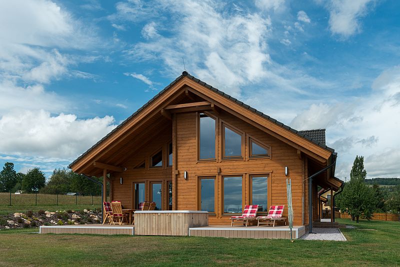 nejkrasnejsi-masivni-drevostavba-roku-2015-moderni-nizkoenergeticka-roubenka-navrat-do-rodneho-kraje