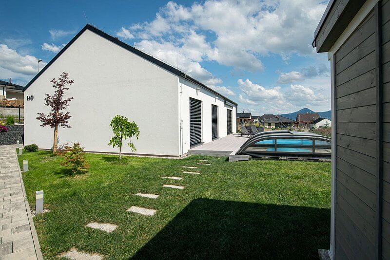 DrevoaStavby.cz | ATRIUM moderní bungalov podle typového projektu Vela 115