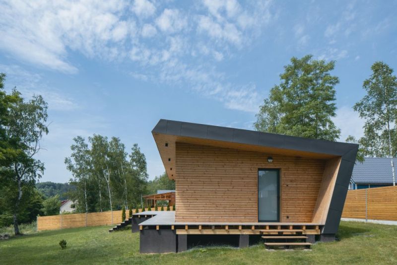 DrevoaStavby.cz Moderní víkendová dřevostavba z CLT panelů