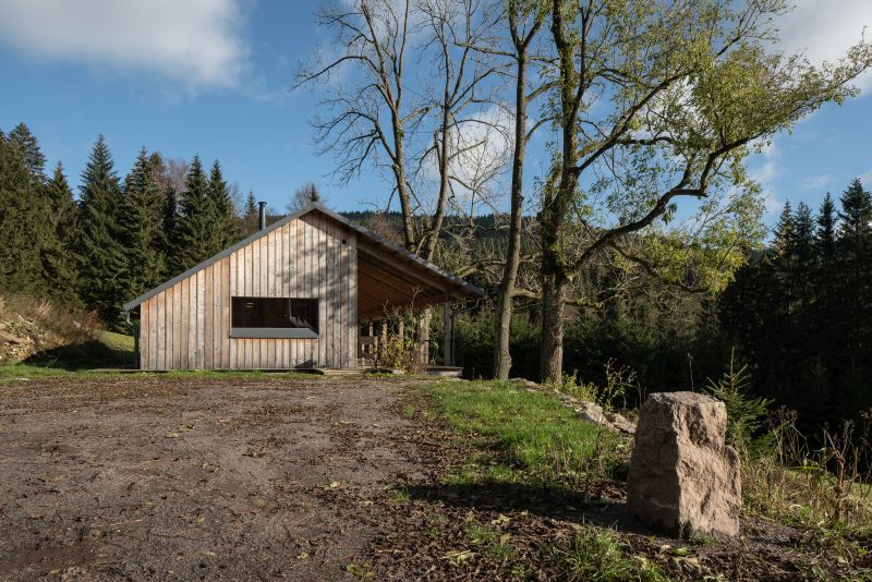 DrevoaStavby.cz | Pařezová chaloupka v Orlických horách DrevoaStavby.cz | Pařezová chaloupka v Orlických horách