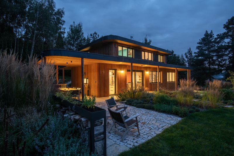 DrevoaStavby.cz Krásná organická dřevostavba podle feng-shui  DrevoaStavby.cz Krásná organická dřevostavba podle feng-shui