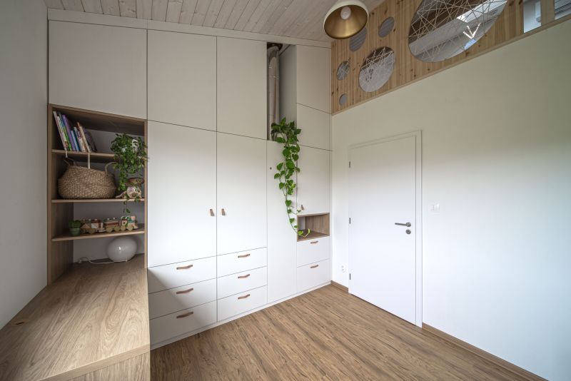 DrevoaStavby.cz Elegantní patrová dřevostavba podle architektonického návrhu pokoj