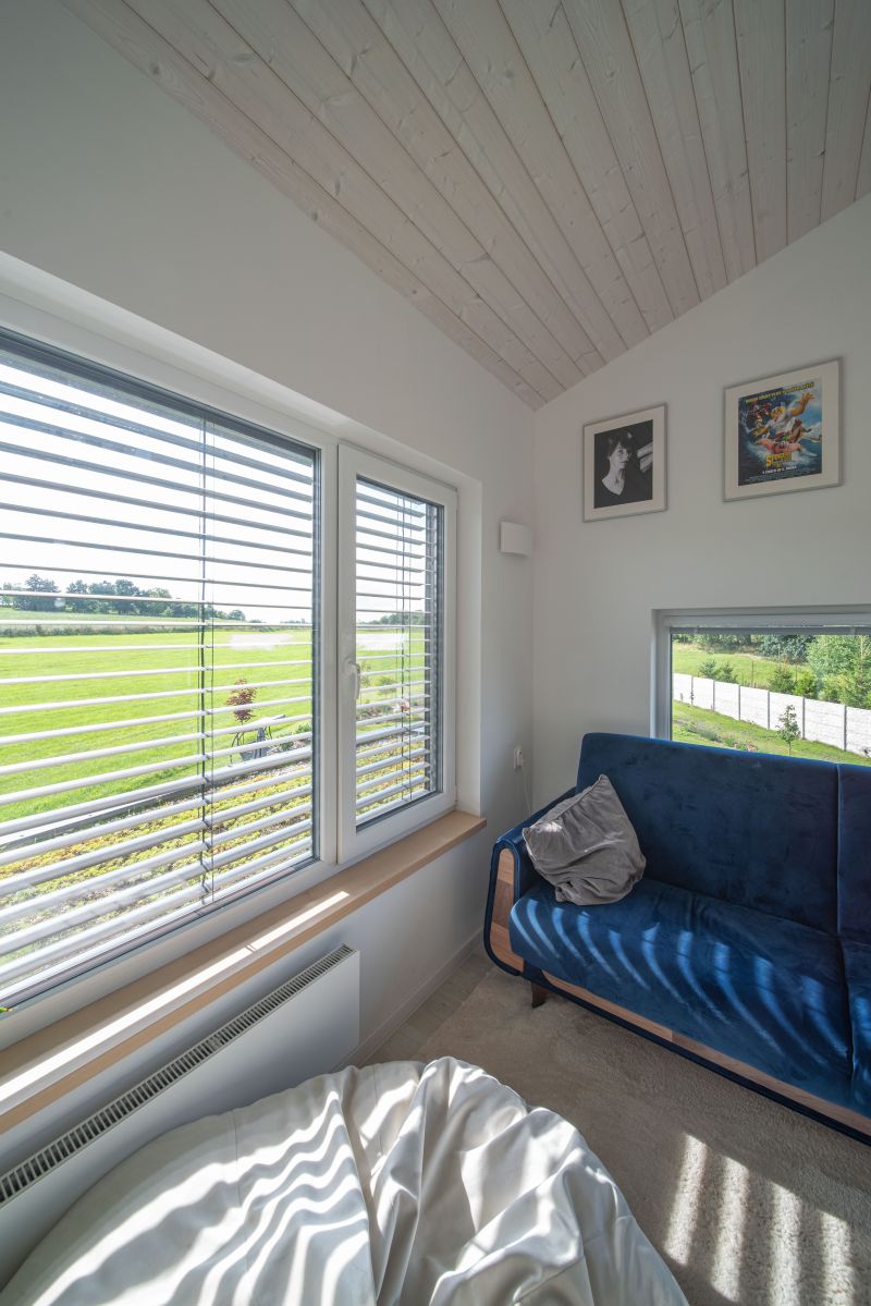 DrevoaStavby.cz Elegantní patrová dřevostavba podle architektonického návrhu stínění