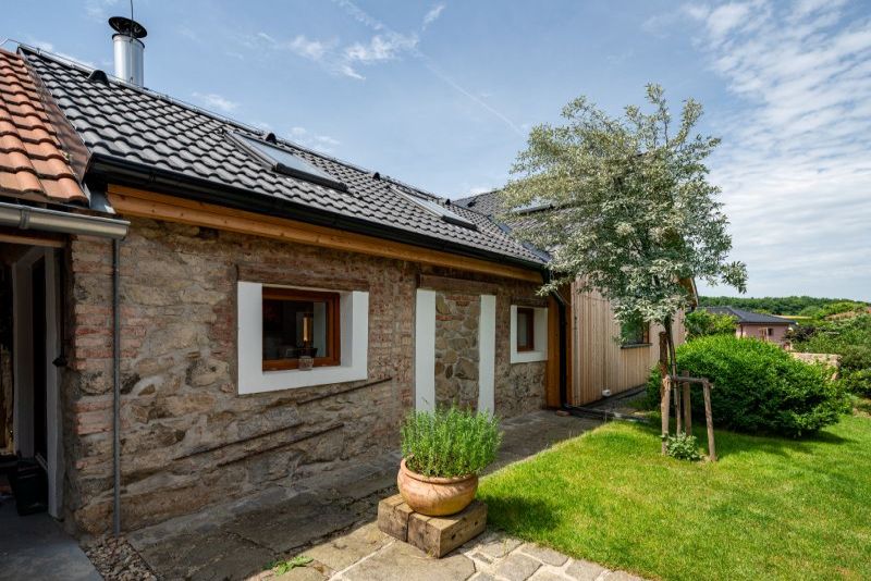 DrevoaStavby.cz Dřevostavba propojená s kamenným domem