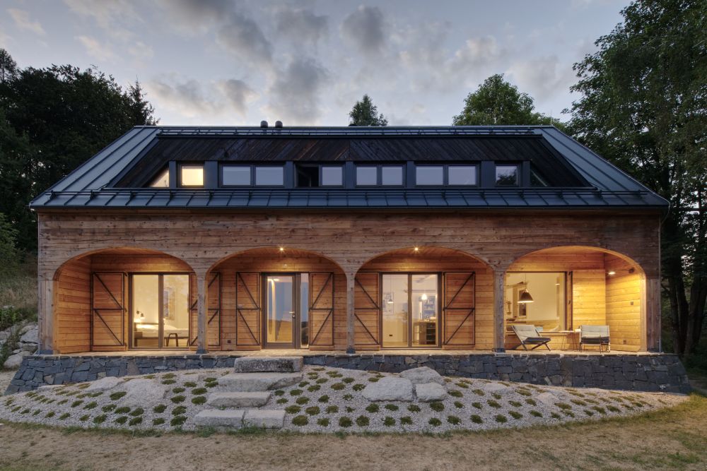 Recyklace dřevostaveb moderní dům ze dřeva