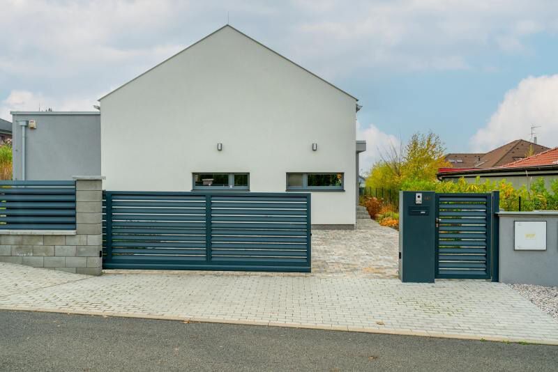 DrevoaStavby.cz | Přízemní dřevostavba ATRIUM