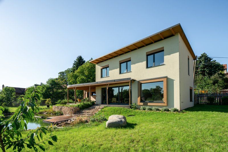 DrevoaStavby.cz Dům s vodním světem