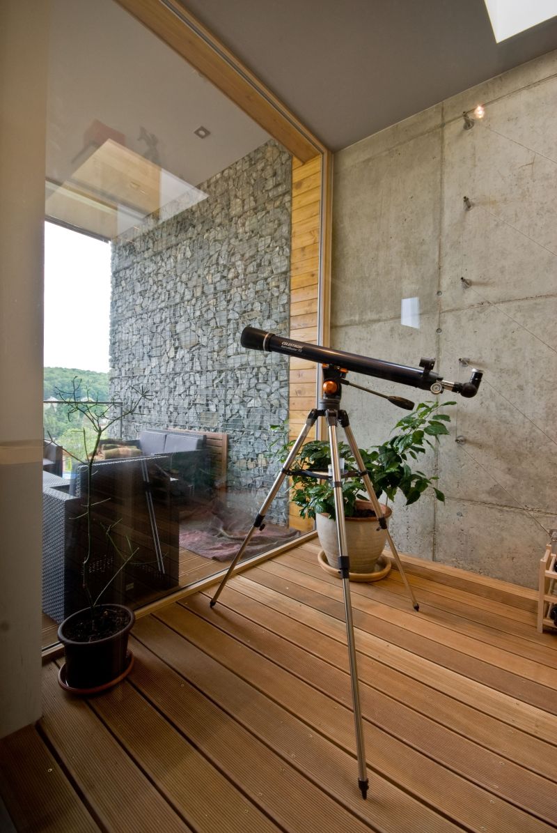 DrevoaStavby.cz | Dřevostavba zapuštěná do svahu