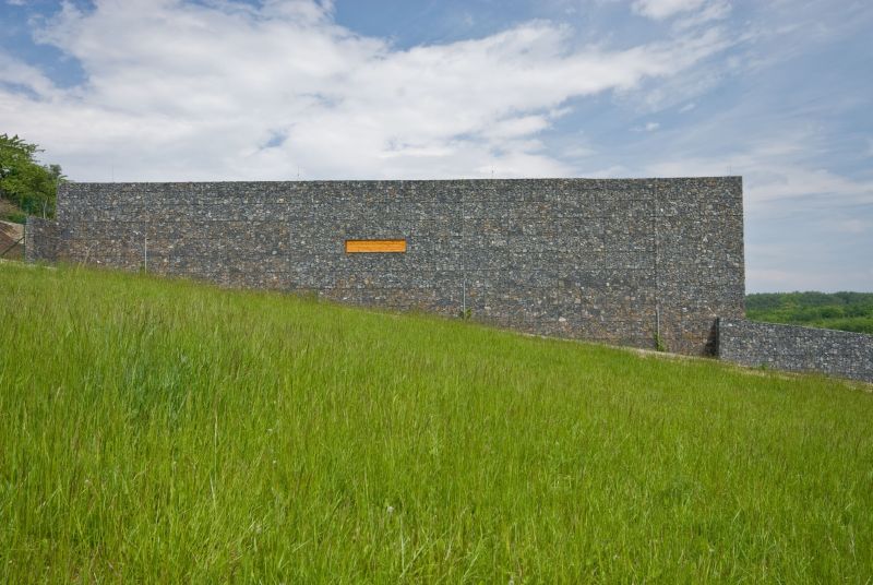 DrevoaStavby.cz | Dřevostavba zapuštěná do svahu