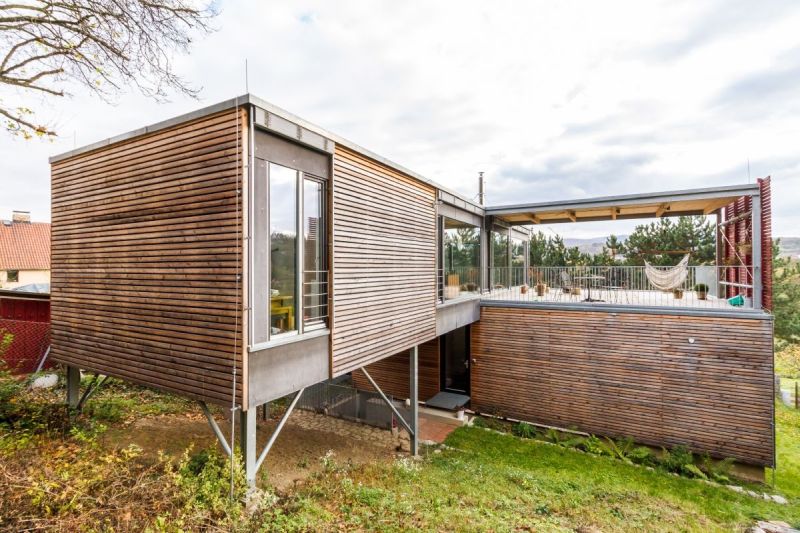 DrevoaStavby.cz | Originální dvoupodlažní dřevostavba