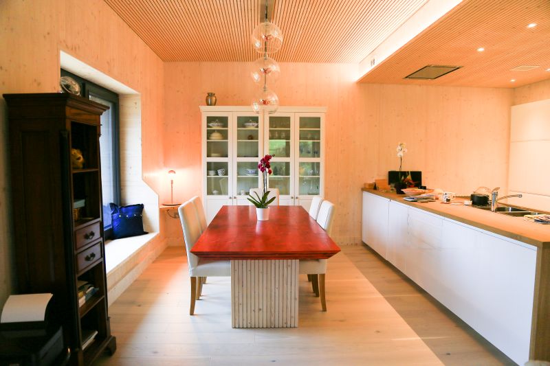 DrevoaStavby.cz Nejtěsnější dům Velké Británie z CLT panelů NOVATOP 7