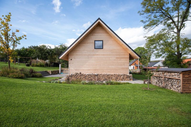 DrevoaStavby.cz | Moderní a elegantní roubenka