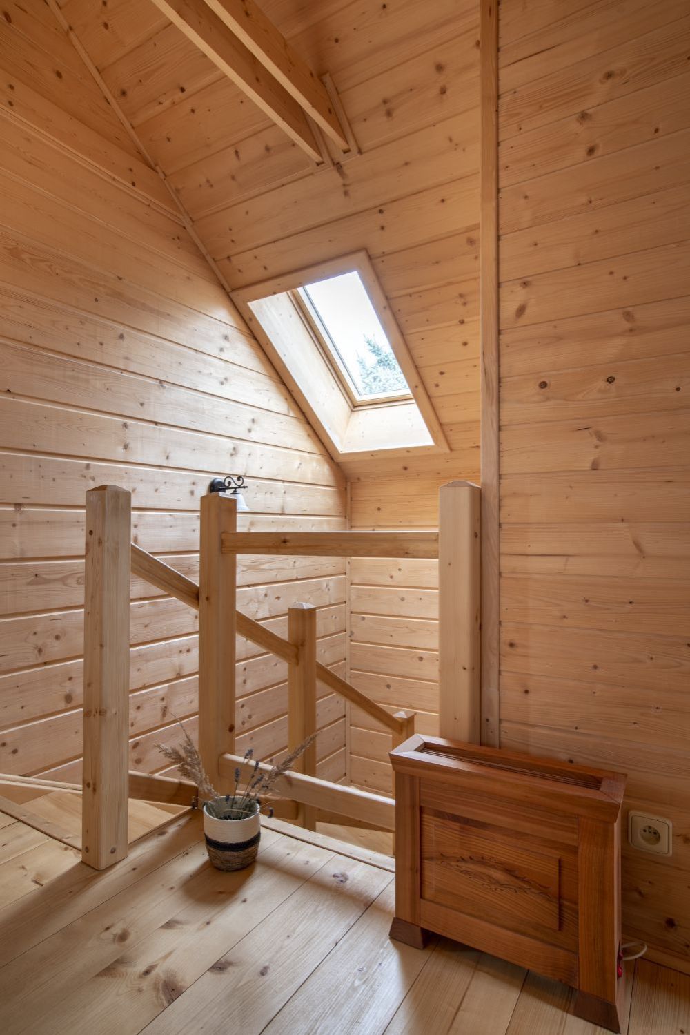 DrevoaStavby.cz | Rodinná roubenka v Podještědí