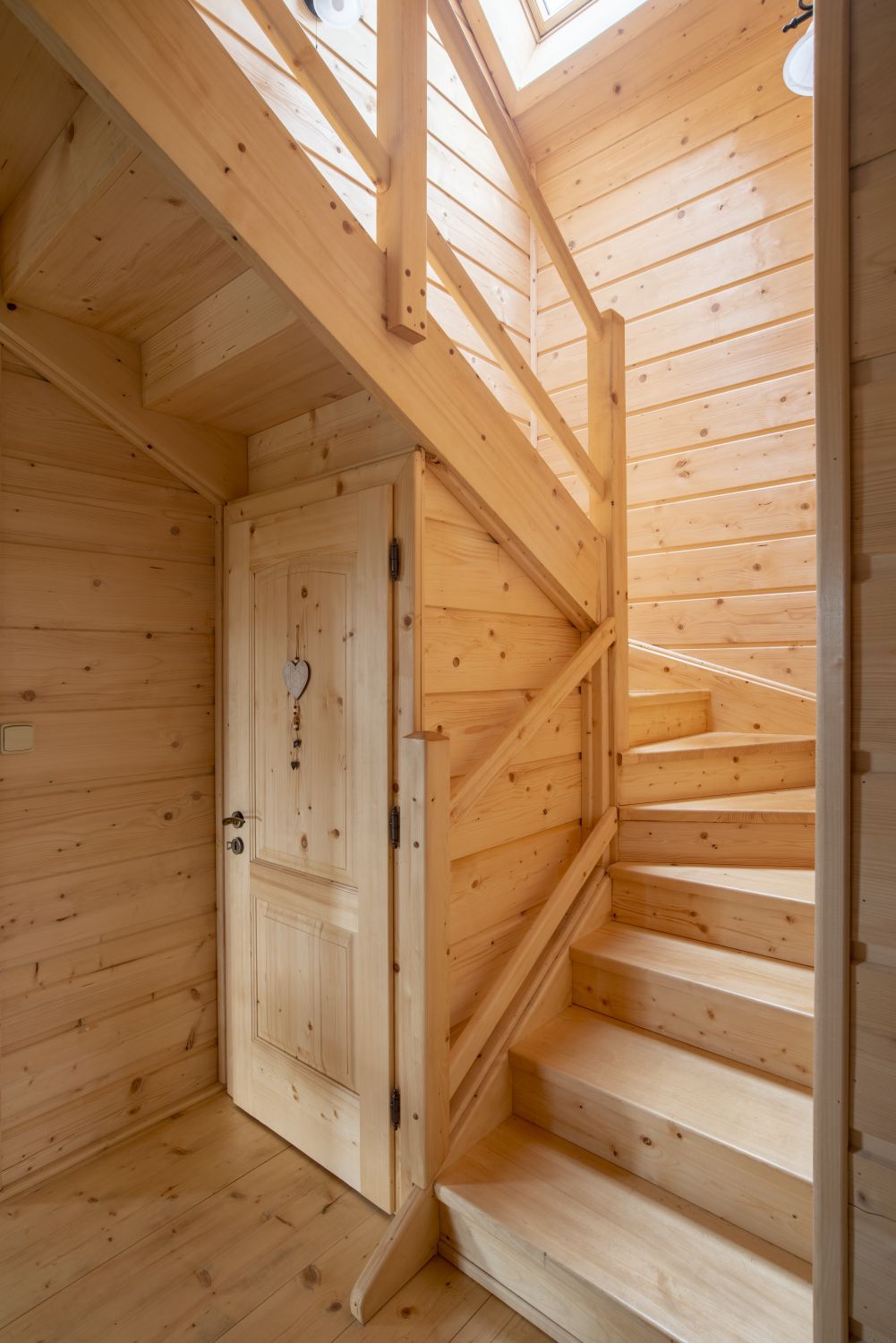 DrevoaStavby.cz | Rodinná roubenka v Podještědí