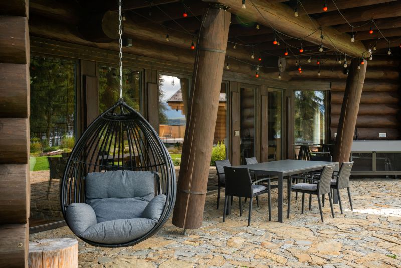 DrevoaStavby.cz Srub z mohutných smrkových kulatin Slovensko 4