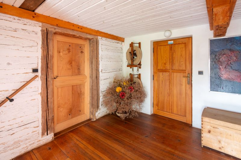 DrevoaStavby.cz Rekonstrukce roubeného statku Roubenky Střihavka_10