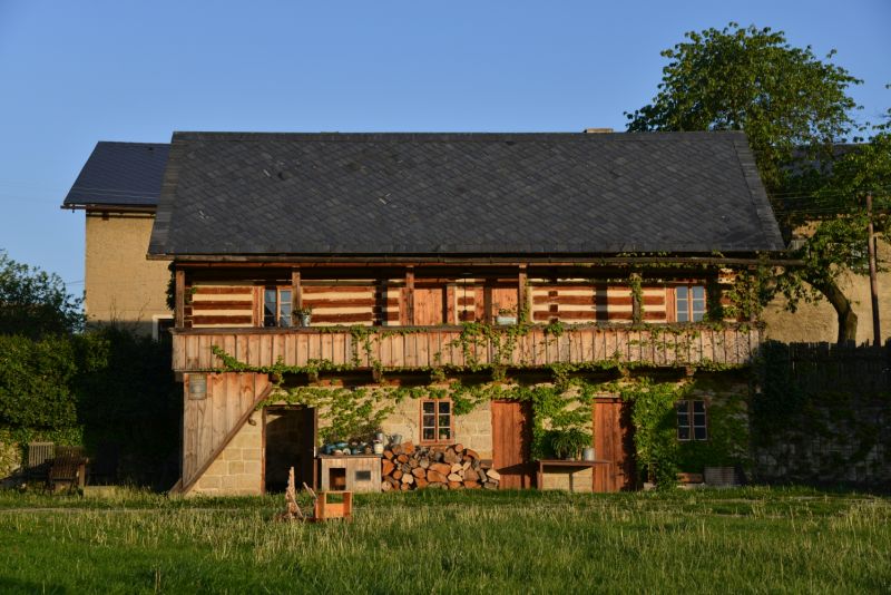 DrevoaStavby.cz Rekonstrukce roubeného statku Roubenky Střihavka_5