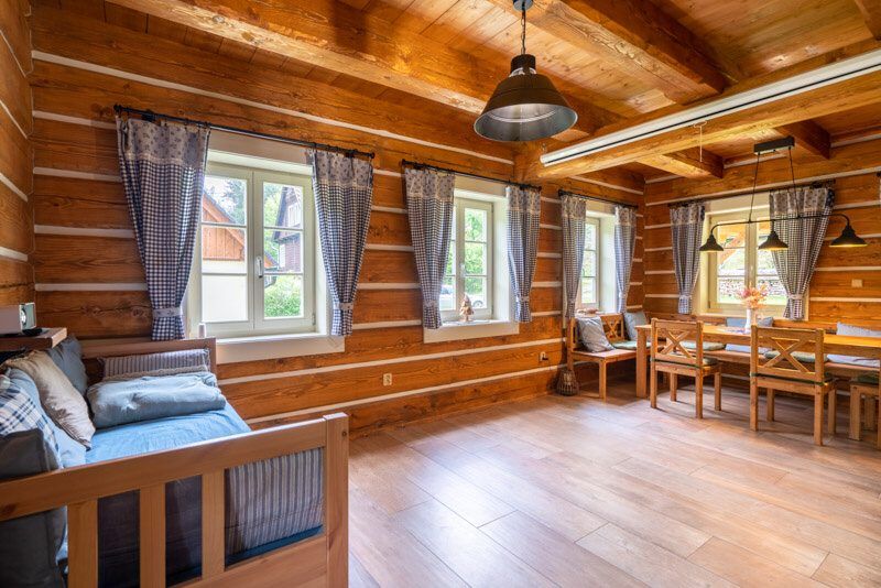 DrevoaStavby.cz Kokořínská poloroubenka 