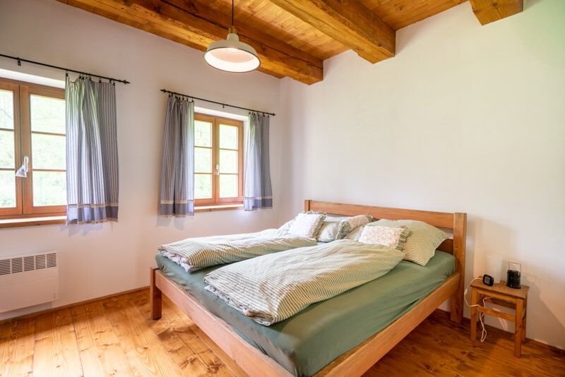 DrevoaStavby.cz Kokořínská poloroubenka