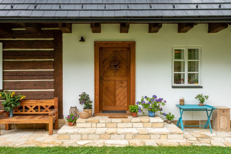 DrevoaStavby.cz | Moderní poloroubenka postavená tradičními postupy