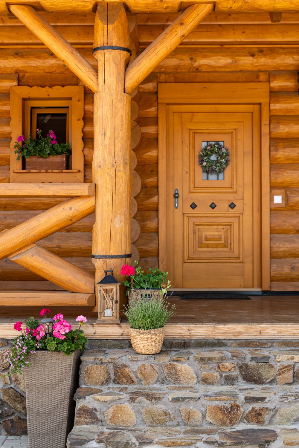 DrevoaStavby.cz Atypicky srub u přehrady Liptovská Mara DrevoaStavby.cz Atypicky srub u přehrady Liptovská Mara