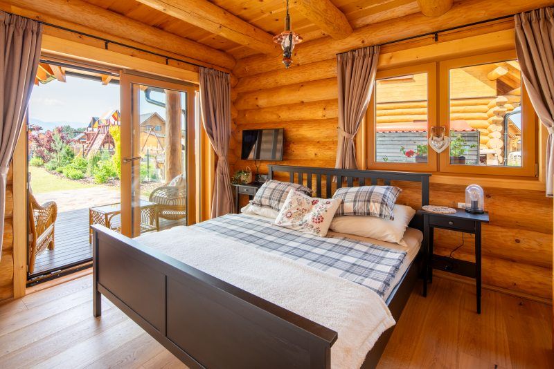 DrevoaStavby.cz Atypicky srub u přehrady Liptovská Mara  DrevoaStavby.cz Atypicky srub u přehrady Liptovská Mara