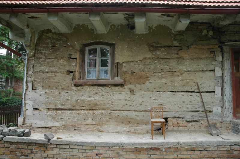 DrevoaStavby.cz | Rekonstrukce roubené chalupy tradičními postupy