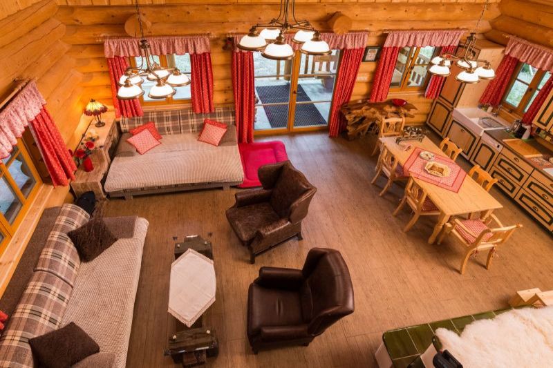 DrevoaStavby.cz | Dřevostavba uprostřed borovicového lesa