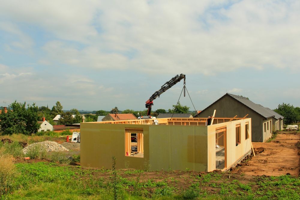 Výstavba developerského projektu dřevostaveb | DOMY Lešany, Smart stavby