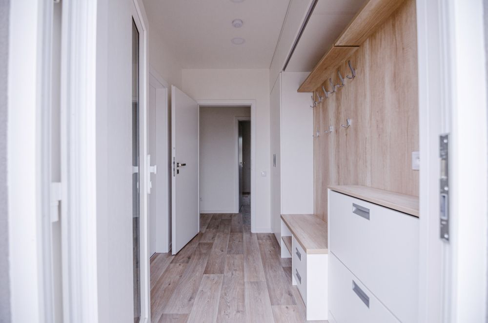 Výstavba developerského projektu dřevostaveb | DOMY Lešany, Smart stavby