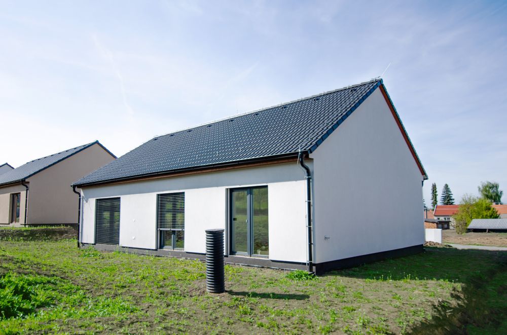 Výstavba developerského projektu dřevostaveb | DOMY Lešany, Smart stavby