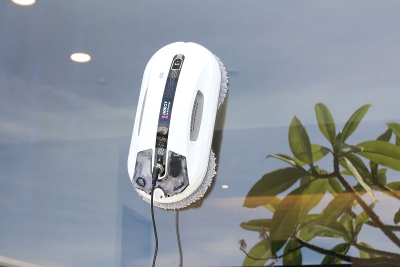 HOBOT robotický čistič oken