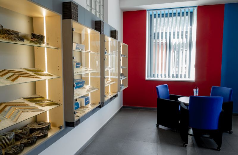 DrevoaStavby.cz Hašpl-hřebíky a spojovací materiál DrevoaStavby.cz Hašpl-hřebíky a spojovací materiál