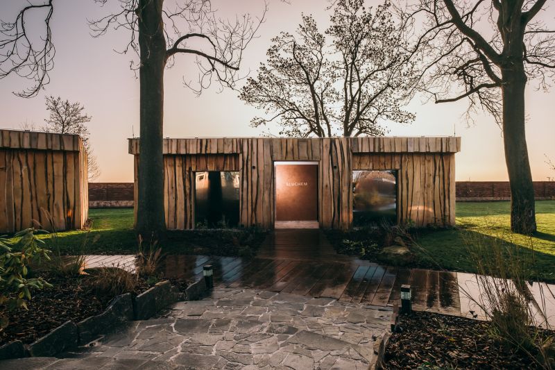 Saunová zahrada SALORI 3 Saunová zahrada SALORI sauna sluch