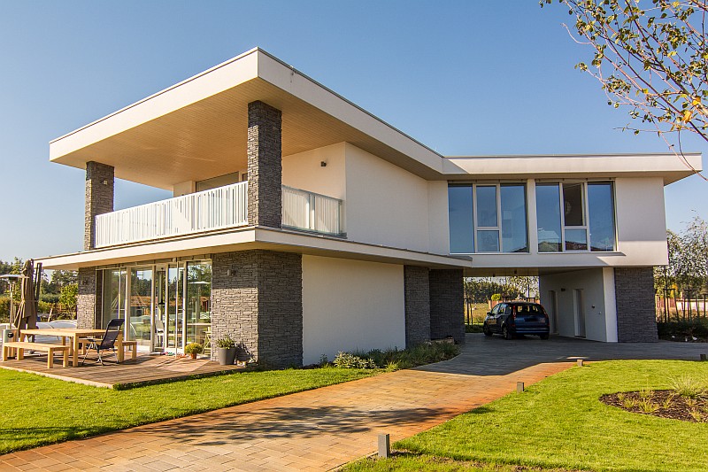 nejhezci-drevostavba-roku-2016-moderni-drevostavba-dum-ve-tvaru-y