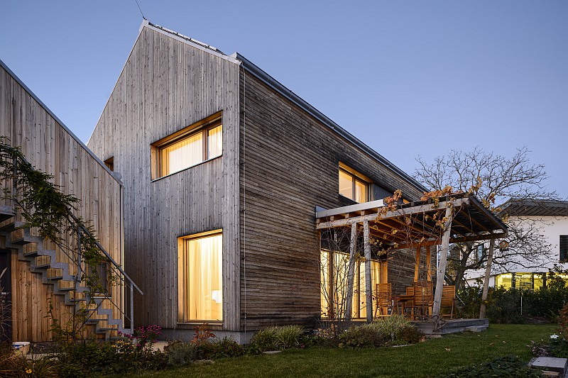 nejhezci-drevostavba-roku-2018-drevostavba-nulovy-dum-senik-a-proc-ne