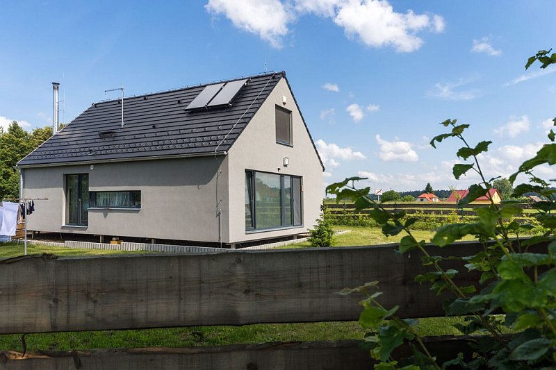 vikendova-drevostavba-exterier-prodesi-domesi-petrikov