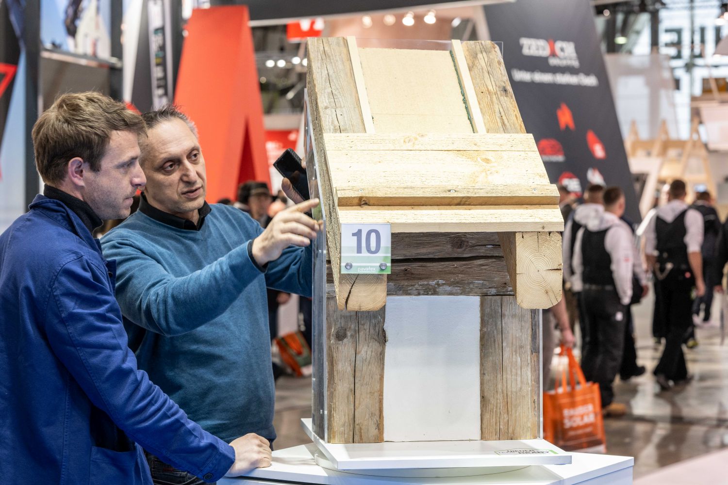 dach holz international 2