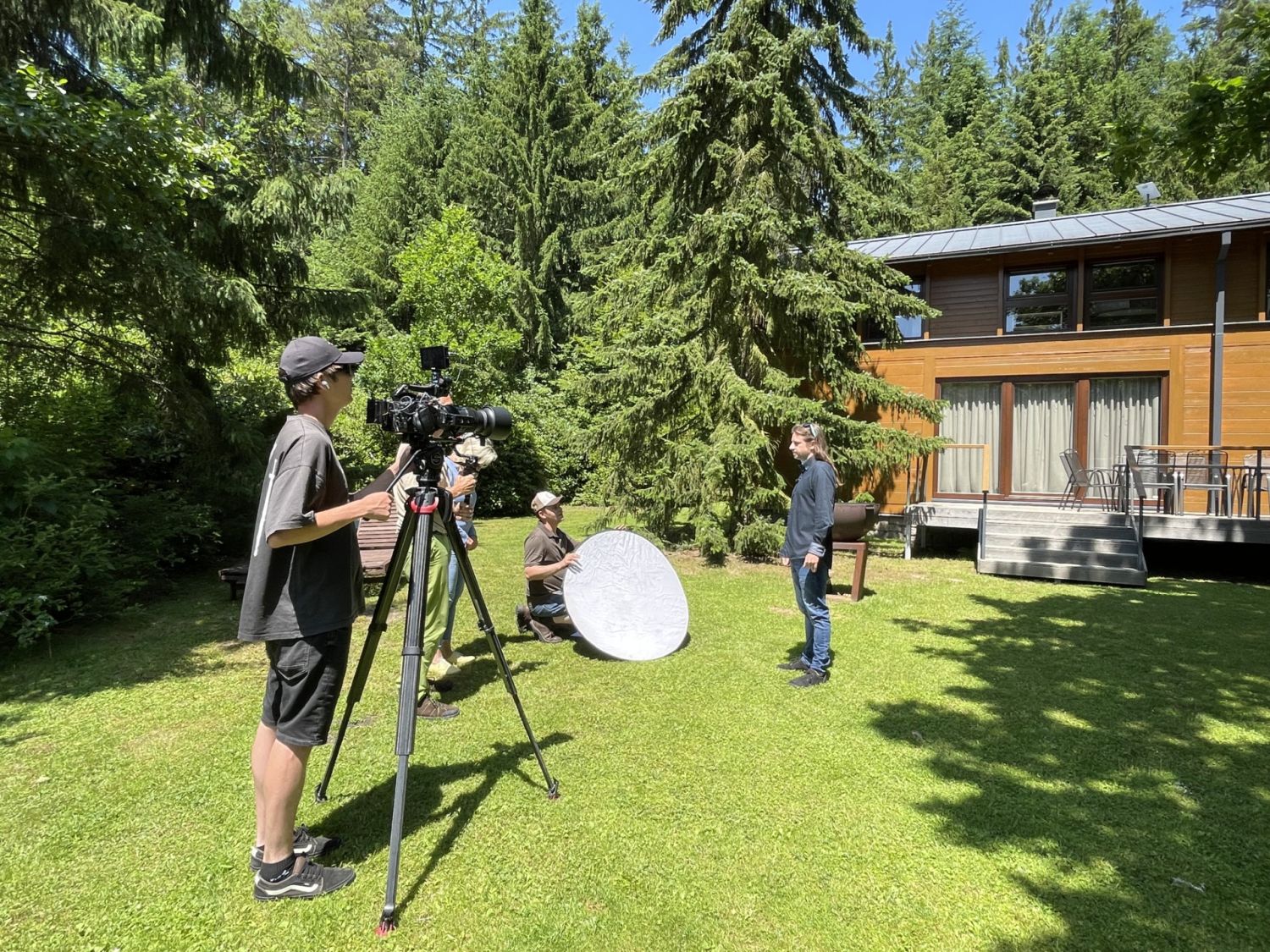 05 Nataceni filmu Stavby s vuni dreva Jevany Lesy CZU